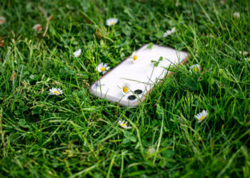 Young Europeans are Ready to Press Pause on Smartphones